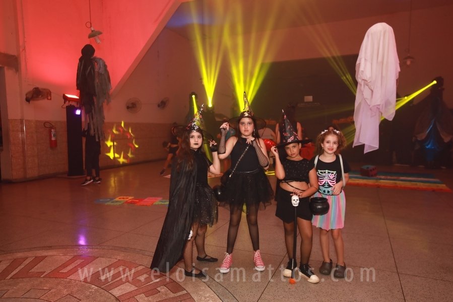 HOUNTED HOUSE – 30ª EDIÇÃO DO HALLOWEEN CNA - Eloisa Mattos