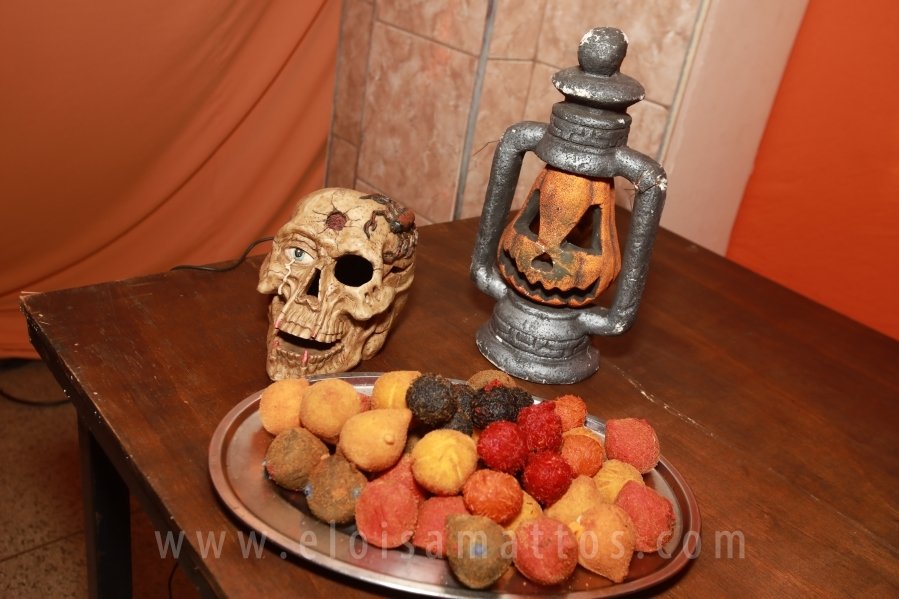 HOUNTED HOUSE – 30ª EDIÇÃO DO HALLOWEEN CNA - Eloisa Mattos