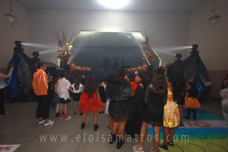HOUNTED HOUSE – 30ª EDIÇÃO DO HALLOWEEN CNA - Eloisa Mattos