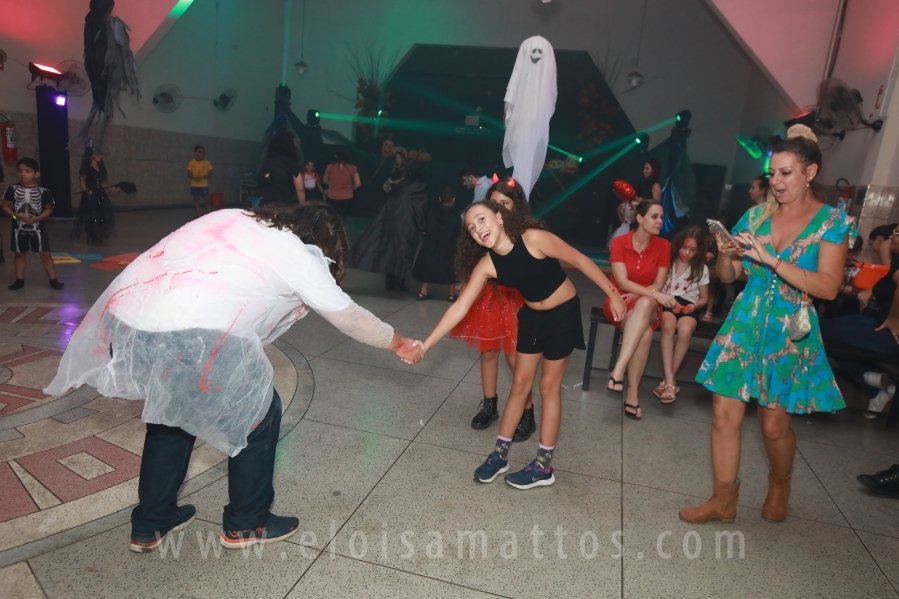 HOUNTED HOUSE – 30ª EDIÇÃO DO HALLOWEEN CNA - Eloisa Mattos