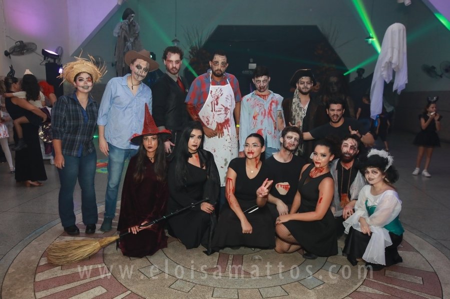 HOUNTED HOUSE – 30ª EDIÇÃO DO HALLOWEEN CNA - Eloisa Mattos