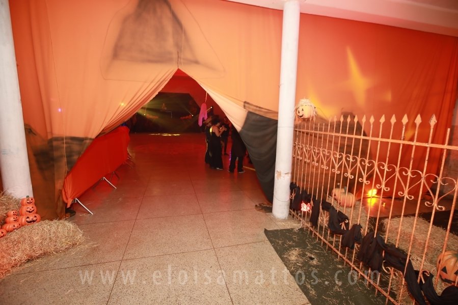 HOUNTED HOUSE – 30ª EDIÇÃO DO HALLOWEEN CNA - Eloisa Mattos