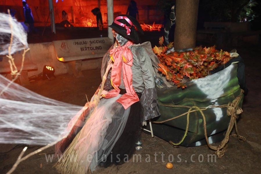 HOUNTED HOUSE – 30ª EDIÇÃO DO HALLOWEEN CNA - Eloisa Mattos