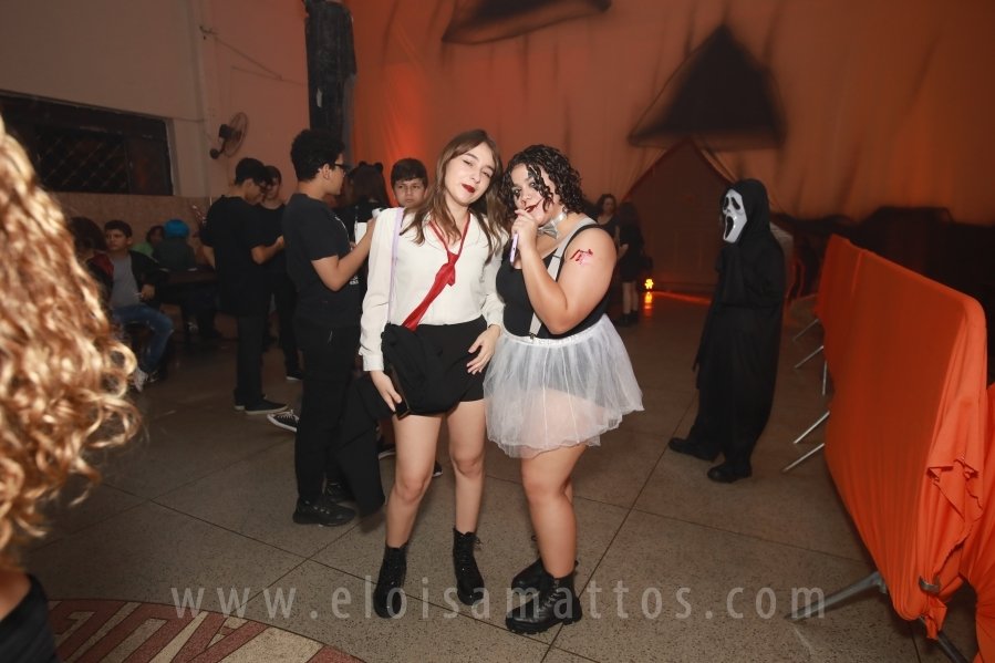 HOUNTED HOUSE – 30ª EDIÇÃO DO HALLOWEEN CNA - Eloisa Mattos