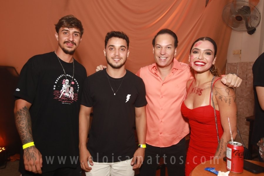 HOUNTED HOUSE – 30ª EDIÇÃO DO HALLOWEEN CNA - Eloisa Mattos