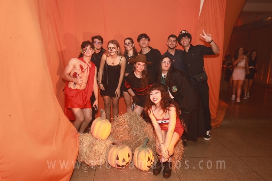 HOUNTED HOUSE – 30ª EDIÇÃO DO HALLOWEEN CNA - Eloisa Mattos