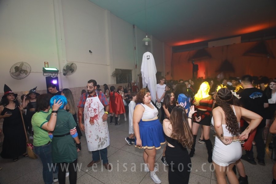 HOUNTED HOUSE – 30ª EDIÇÃO DO HALLOWEEN CNA - Eloisa Mattos