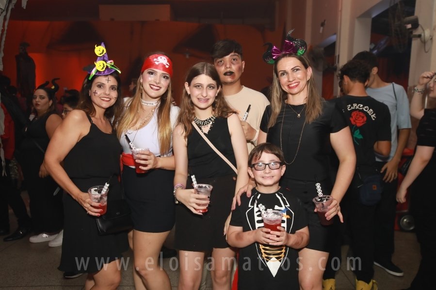 HOUNTED HOUSE – 30ª EDIÇÃO DO HALLOWEEN CNA - Eloisa Mattos