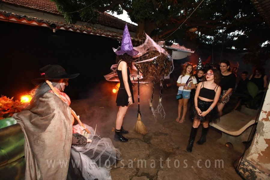 HOUNTED HOUSE – 30ª EDIÇÃO DO HALLOWEEN CNA - Eloisa Mattos