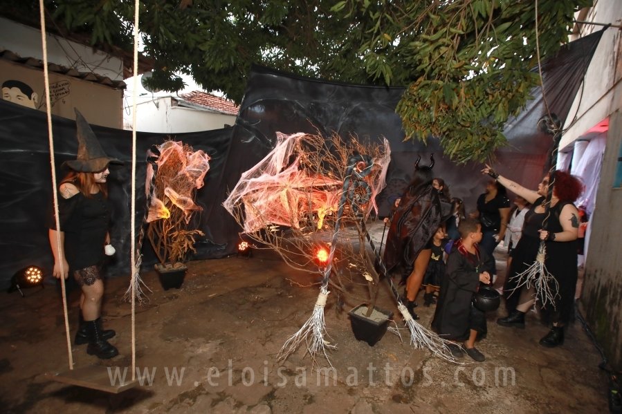 HOUNTED HOUSE – 30ª EDIÇÃO DO HALLOWEEN CNA - Eloisa Mattos