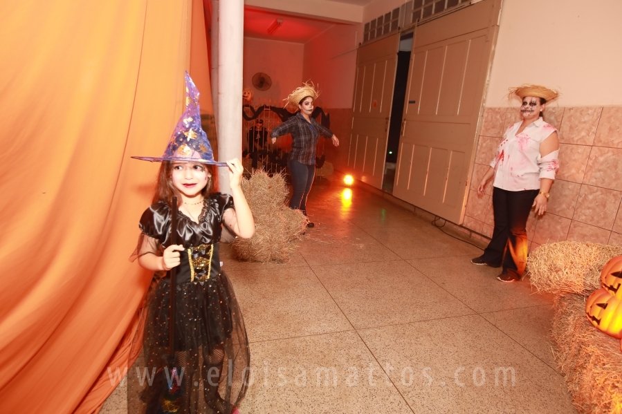 HOUNTED HOUSE – 30ª EDIÇÃO DO HALLOWEEN CNA - Eloisa Mattos