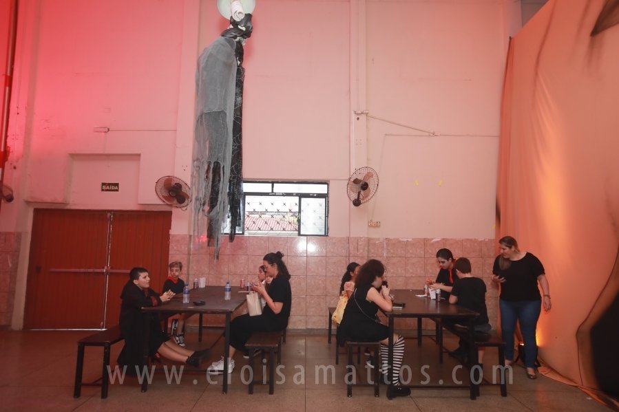HOUNTED HOUSE – 30ª EDIÇÃO DO HALLOWEEN CNA - Eloisa Mattos
