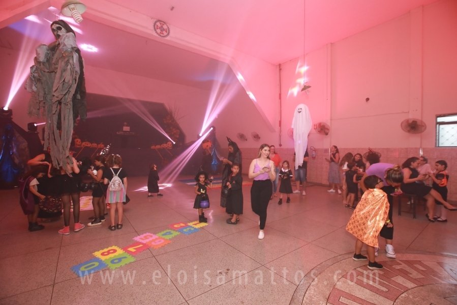 HOUNTED HOUSE – 30ª EDIÇÃO DO HALLOWEEN CNA - Eloisa Mattos