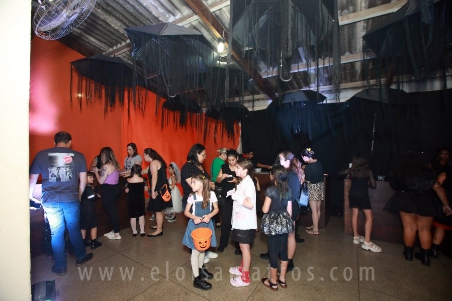 HOUNTED HOUSE – 30ª EDIÇÃO DO HALLOWEEN CNA - Eloisa Mattos