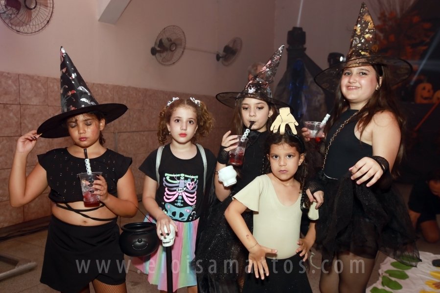 HOUNTED HOUSE – 30ª EDIÇÃO DO HALLOWEEN CNA - Eloisa Mattos