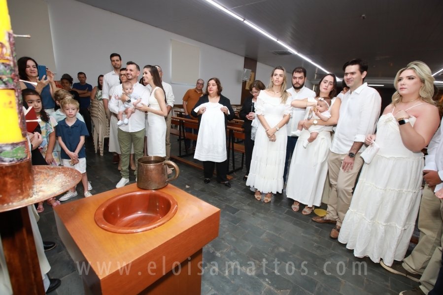 BATIZADO DE AMANDA DURIGAN SIRIANI RODRIGUES SAMARA – IGREJA MARIA MÃE DE DEUS - Eloisa Mattos