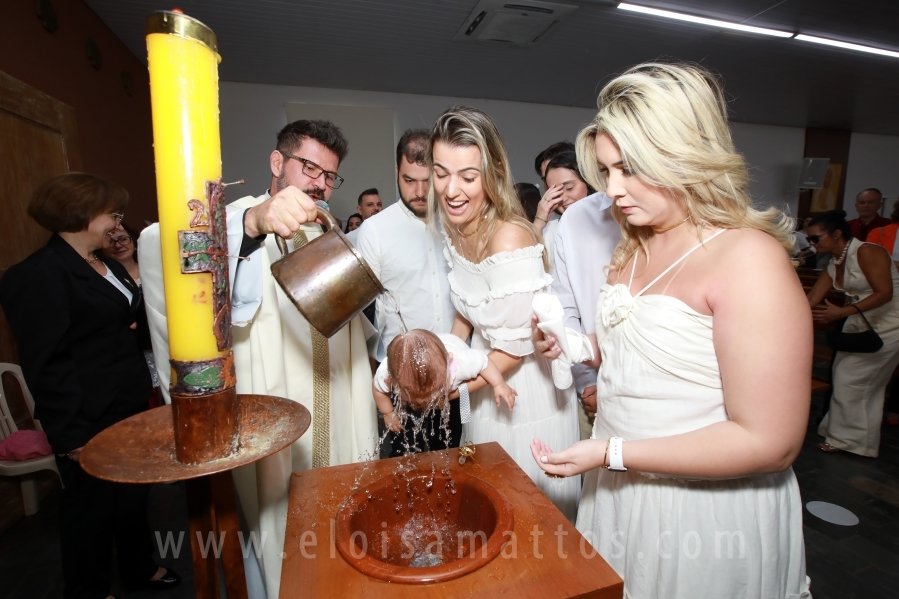 BATIZADO DE AMANDA DURIGAN SIRIANI RODRIGUES SAMARA – IGREJA MARIA MÃE DE DEUS - Eloisa Mattos
