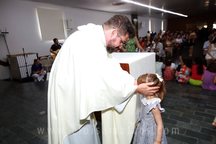BATIZADO DE AMANDA DURIGAN SIRIANI RODRIGUES SAMARA – IGREJA MARIA MÃE DE DEUS - Eloisa Mattos