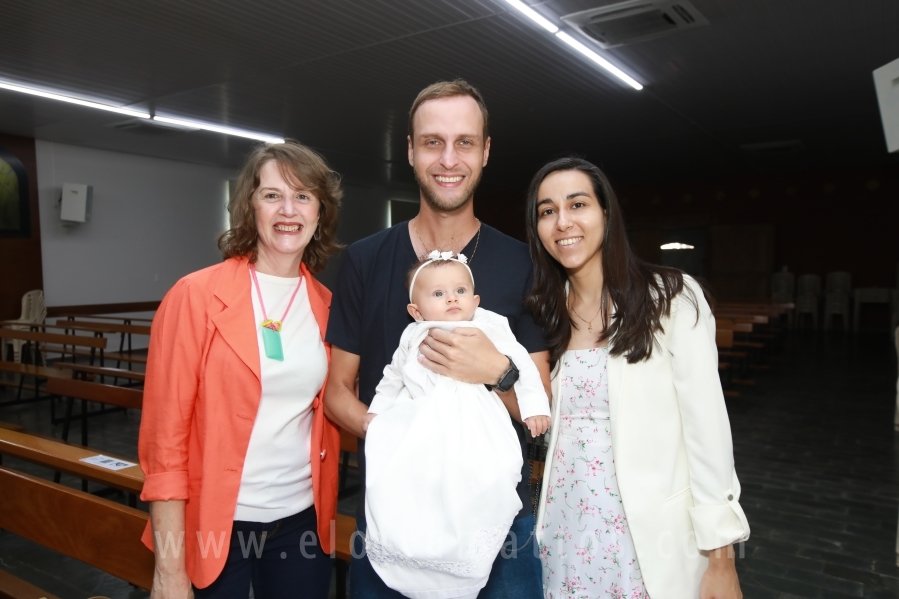 BATIZADO DE AMANDA DURIGAN SIRIANI RODRIGUES SAMARA – IGREJA MARIA MÃE DE DEUS - Eloisa Mattos
