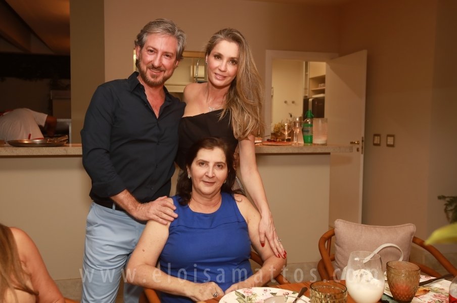 ANIVERSÁRIO DA PROF. DRA. FERNANDA SOUBHIA LIEDTKE – UNIOFTAL - Eloisa Mattos