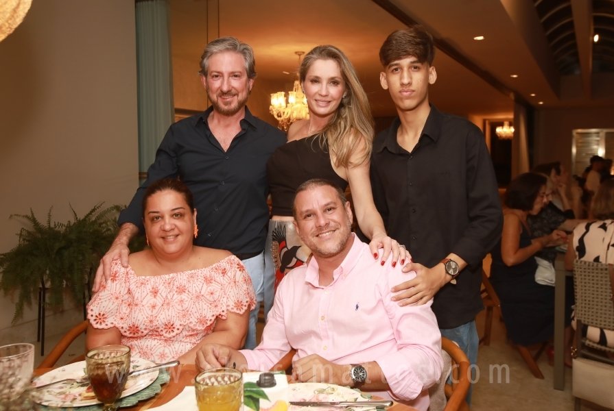 ANIVERSÁRIO DA PROF. DRA. FERNANDA SOUBHIA LIEDTKE – UNIOFTAL - Eloisa Mattos