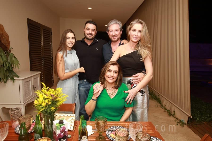 ANIVERSÁRIO DA PROF. DRA. FERNANDA SOUBHIA LIEDTKE – UNIOFTAL - Eloisa Mattos