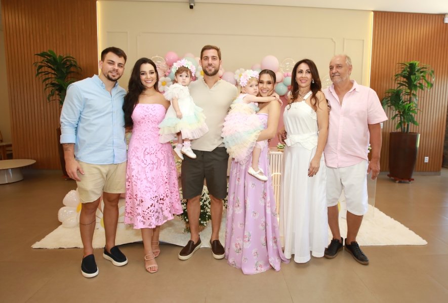 ANIVERSÁRIO DE 1 ANO DA CECÍLIA ZAFANI ARID – “MARGARIDAS” - Eloisa Mattos