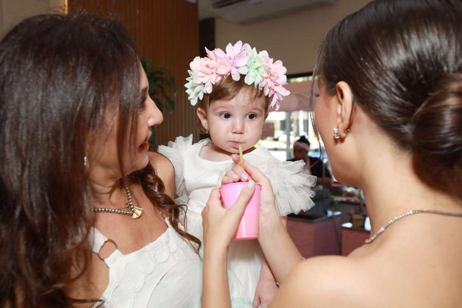 ANIVERSÁRIO DE 1 ANO DA CECÍLIA ZAFANI ARID – “MARGARIDAS” - Eloisa Mattos