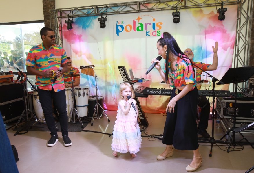 ANIVERSÁRIO DE 1 ANO DA CECÍLIA ZAFANI ARID – “MARGARIDAS” - Eloisa Mattos