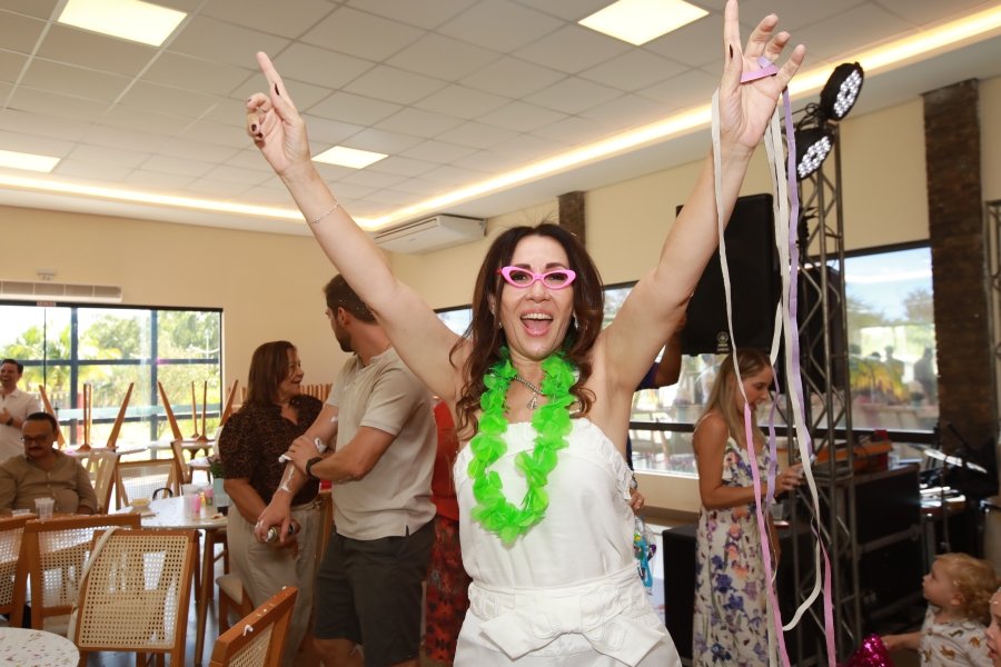ANIVERSÁRIO DE 1 ANO DA CECÍLIA ZAFANI ARID – “MARGARIDAS” - Eloisa Mattos