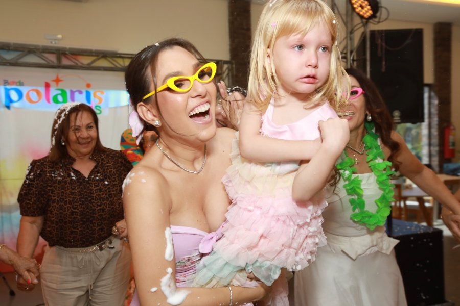 ANIVERSÁRIO DE 1 ANO DA CECÍLIA ZAFANI ARID – “MARGARIDAS” - Eloisa Mattos