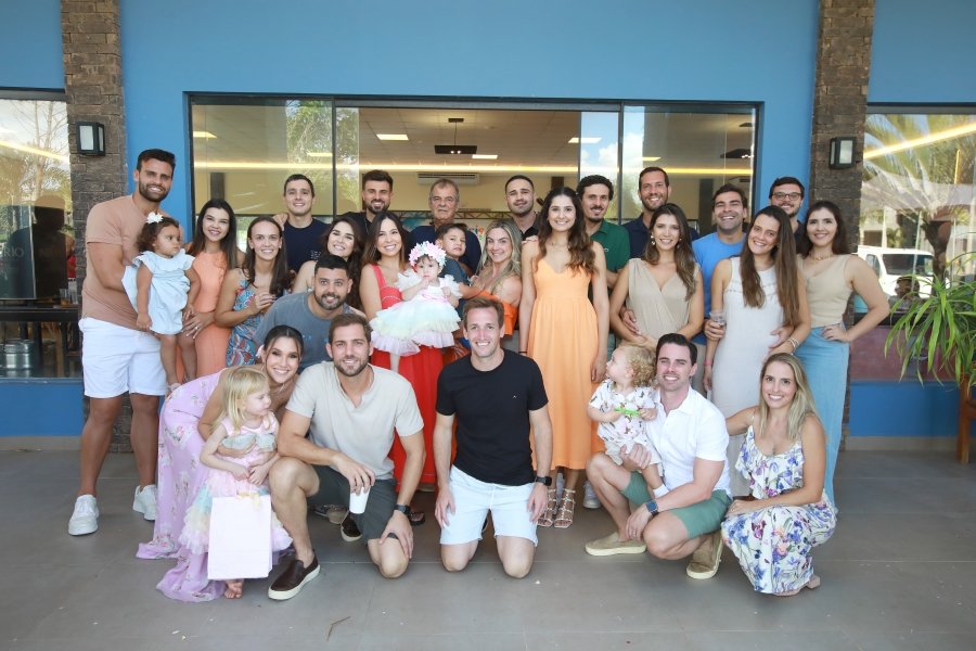 ANIVERSÁRIO DE 1 ANO DA CECÍLIA ZAFANI ARID – “MARGARIDAS” - Eloisa Mattos