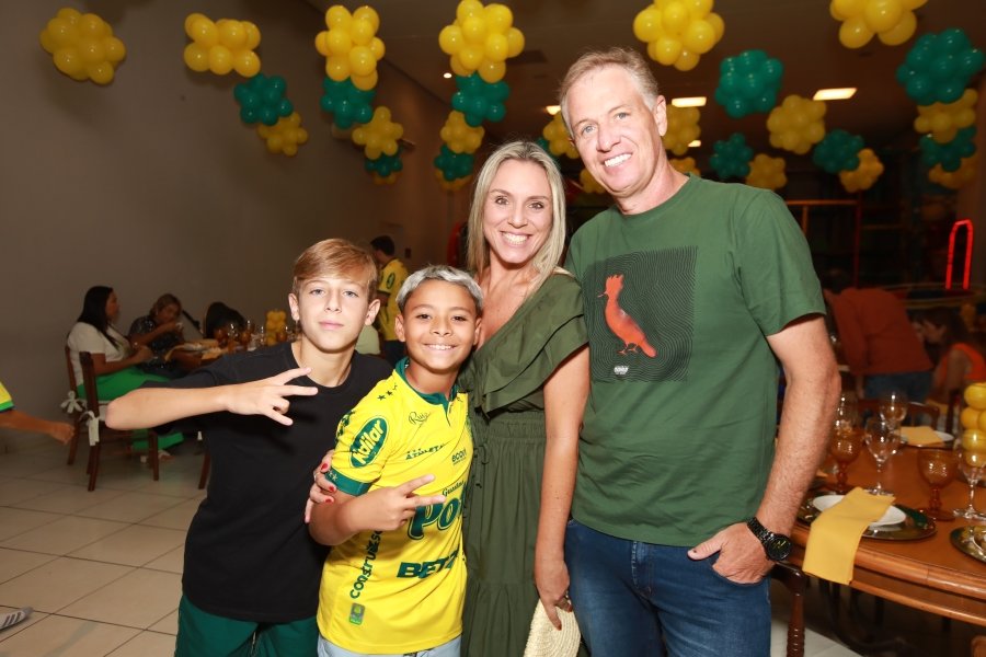 ANIVERSÁRIO DE LUIZ ENZO MELO DA SILVA – 11 ANOS – TEMA MIRASSOL FUTEBOL CLUBE - Eloisa Mattos