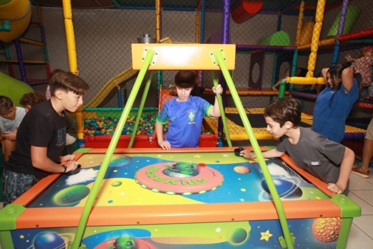 resized_ELO_3146
