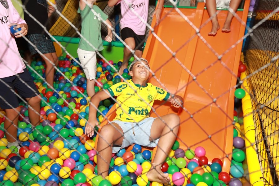 ANIVERSÁRIO DE LUIZ ENZO MELO DA SILVA – 11 ANOS – TEMA MIRASSOL FUTEBOL CLUBE - Eloisa Mattos