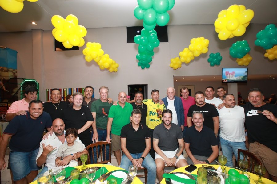 ANIVERSÁRIO DE LUIZ ENZO MELO DA SILVA – 11 ANOS – TEMA MIRASSOL FUTEBOL CLUBE - Eloisa Mattos
