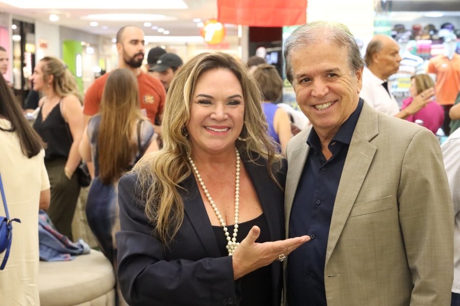 COQUETEL DE ABERTURA DA 4ª EDIÇÃO DA EXPOSIÇÃO FOTOGRÁFICA “PAÍSES E SUAS CULTURAS” TURQUIA 2019/RIOPRETO SHOPPING - Eloisa Mattos