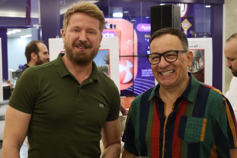COQUETEL DE ABERTURA DA 4ª EDIÇÃO DA EXPOSIÇÃO FOTOGRÁFICA “PAÍSES E SUAS CULTURAS” TURQUIA 2019/RIOPRETO SHOPPING - Eloisa Mattos