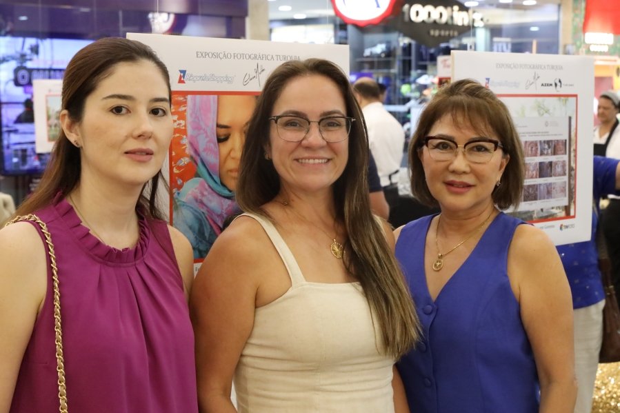 COQUETEL DE ABERTURA DA 4ª EDIÇÃO DA EXPOSIÇÃO FOTOGRÁFICA “PAÍSES E SUAS CULTURAS” TURQUIA 2019/RIOPRETO SHOPPING - Eloisa Mattos