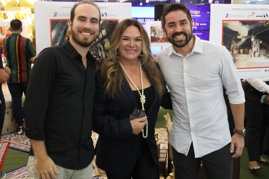 COQUETEL DE ABERTURA DA 4ª EDIÇÃO DA EXPOSIÇÃO FOTOGRÁFICA “PAÍSES E SUAS CULTURAS” TURQUIA 2019/RIOPRETO SHOPPING - Eloisa Mattos