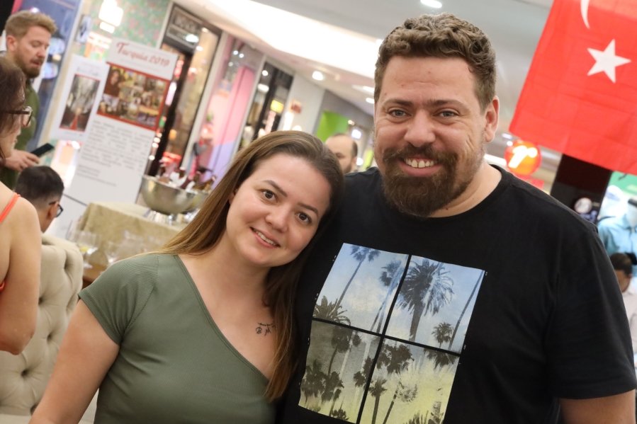 COQUETEL DE ABERTURA DA 4ª EDIÇÃO DA EXPOSIÇÃO FOTOGRÁFICA “PAÍSES E SUAS CULTURAS” TURQUIA 2019/RIOPRETO SHOPPING - Eloisa Mattos