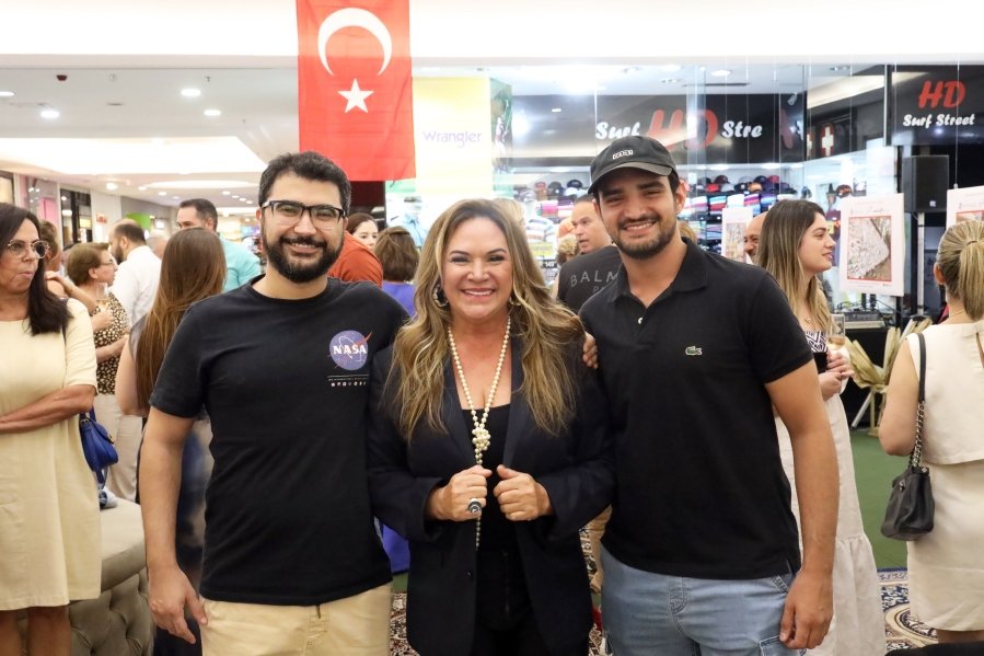 COQUETEL DE ABERTURA DA 4ª EDIÇÃO DA EXPOSIÇÃO FOTOGRÁFICA “PAÍSES E SUAS CULTURAS” TURQUIA 2019/RIOPRETO SHOPPING - Eloisa Mattos