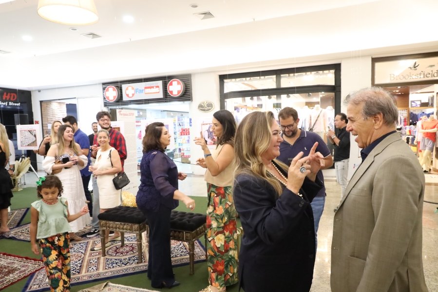 COQUETEL DE ABERTURA DA 4ª EDIÇÃO DA EXPOSIÇÃO FOTOGRÁFICA “PAÍSES E SUAS CULTURAS” TURQUIA 2019/RIOPRETO SHOPPING - Eloisa Mattos