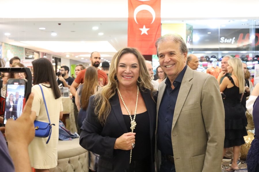 COQUETEL DE ABERTURA DA 4ª EDIÇÃO DA EXPOSIÇÃO FOTOGRÁFICA “PAÍSES E SUAS CULTURAS” TURQUIA 2019/RIOPRETO SHOPPING - Eloisa Mattos