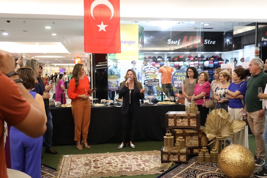 COQUETEL DE ABERTURA DA 4ª EDIÇÃO DA EXPOSIÇÃO FOTOGRÁFICA “PAÍSES E SUAS CULTURAS” TURQUIA 2019/RIOPRETO SHOPPING - Eloisa Mattos