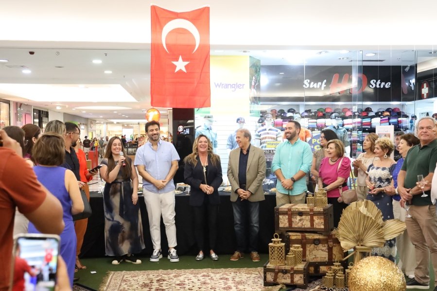 COQUETEL DE ABERTURA DA 4ª EDIÇÃO DA EXPOSIÇÃO FOTOGRÁFICA “PAÍSES E SUAS CULTURAS” TURQUIA 2019/RIOPRETO SHOPPING - Eloisa Mattos