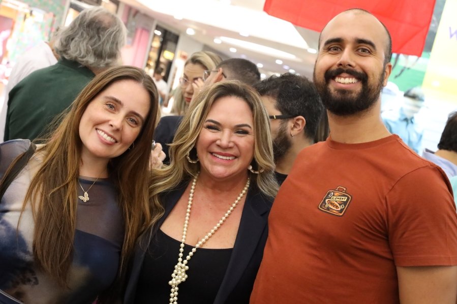 COQUETEL DE ABERTURA DA 4ª EDIÇÃO DA EXPOSIÇÃO FOTOGRÁFICA “PAÍSES E SUAS CULTURAS” TURQUIA 2019/RIOPRETO SHOPPING - Eloisa Mattos