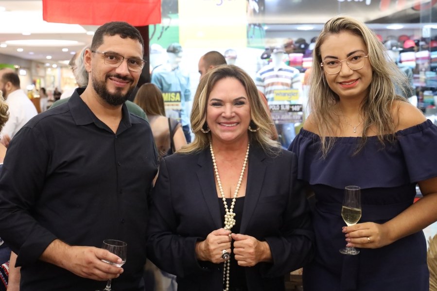 COQUETEL DE ABERTURA DA 4ª EDIÇÃO DA EXPOSIÇÃO FOTOGRÁFICA “PAÍSES E SUAS CULTURAS” TURQUIA 2019/RIOPRETO SHOPPING - Eloisa Mattos