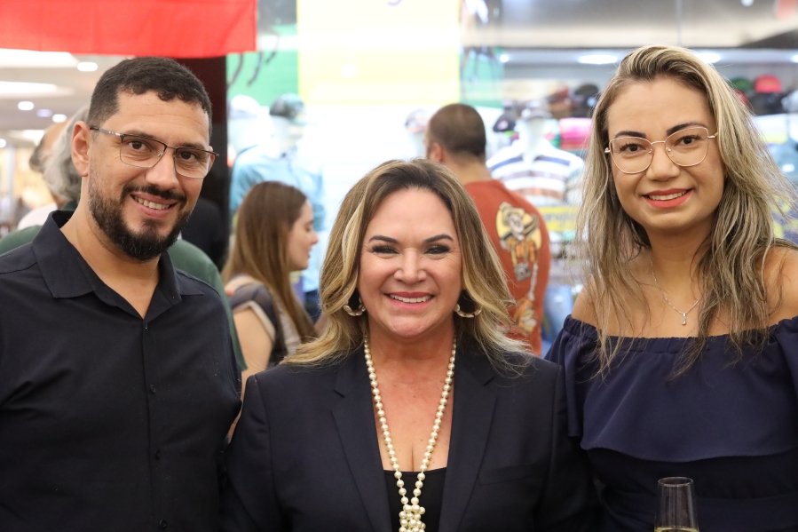 COQUETEL DE ABERTURA DA 4ª EDIÇÃO DA EXPOSIÇÃO FOTOGRÁFICA “PAÍSES E SUAS CULTURAS” TURQUIA 2019/RIOPRETO SHOPPING - Eloisa Mattos