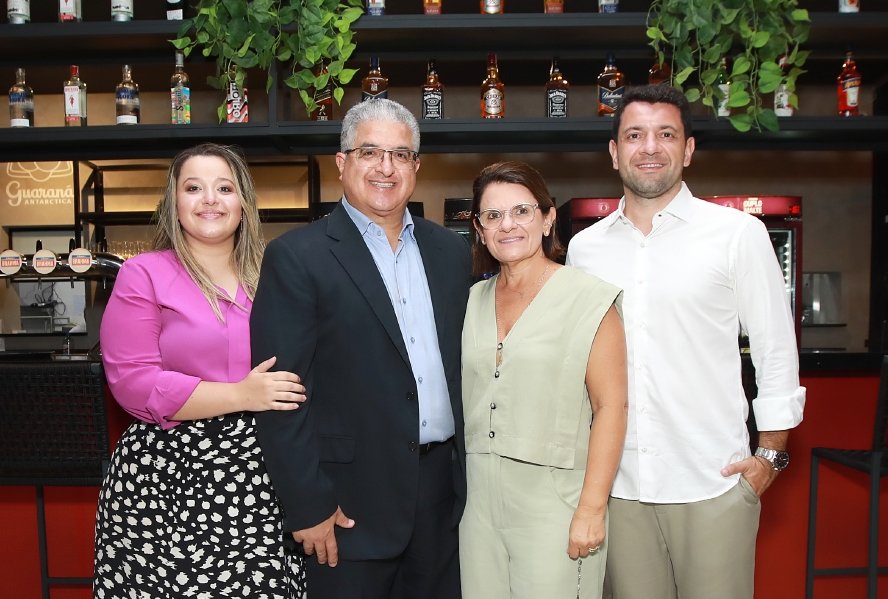 INAUGURAÇÃO DA MOLECAGGIO PIZZARIA E BAR EM ENGENHEIRO SHIMIDTH - Eloisa Mattos